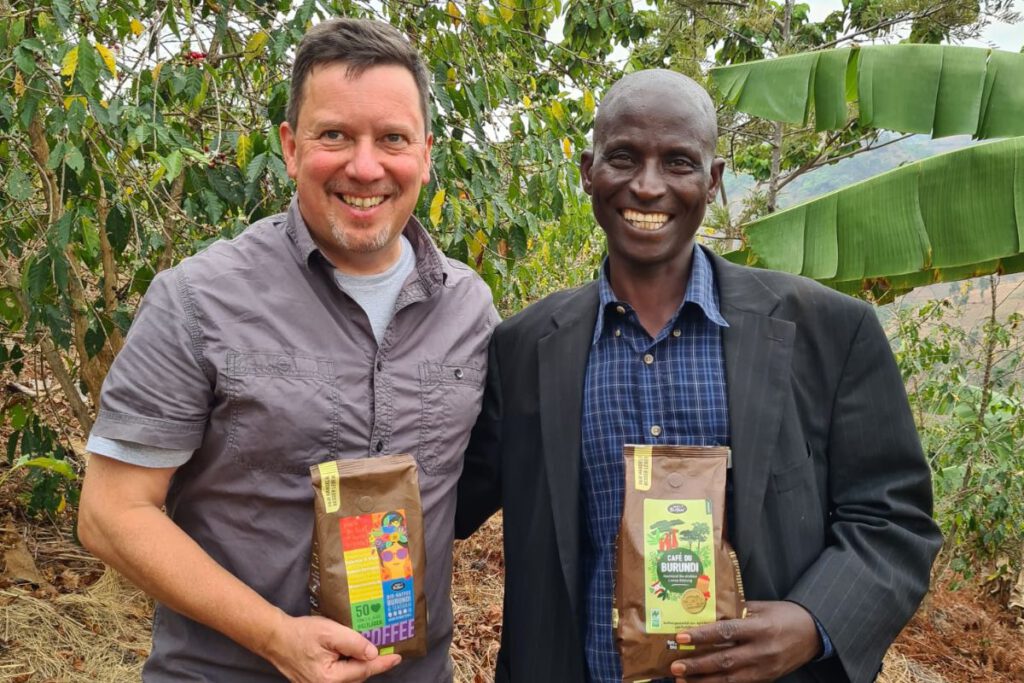 Promotion des Agroforst-Kaffees mit Louis